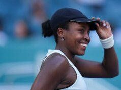 Marion Bartoli si pochvaľuje úpravu kľúča na podaní Coco Gauff vo finále v Miami proti Aryne Sabalenkovej Autor fotografie Chris Arjoon/Icon Sportswire prostredníctvom Getty Images