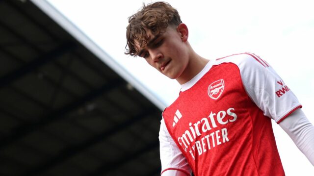 Max Dowman z Arsenalu počas zápasu piateho kola Emirates FA Cup medzi Mansfield Town a Arsenalom 7. marca 2026 v Mansfielde v Anglicku.