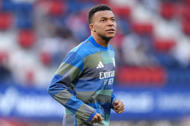 🚨 Mbappé a Bellingham v zostave na výlet do Man 🚨 Mbappé a Bellingham v zostave na výlet do Man City!