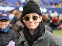 Megan Rapinoe oceňuje „statočnosť a odvahu“ iránskeho ženského futbalového tímu Megan Rapinoe oceňuje „statočnosť a odvahu“ iránskeho ženského futbalového tímu