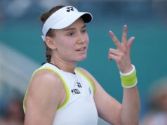 Miami Open: Elena Rybakina sa háda s trénerom Stefanom Vukovom Miami Open: Elena Rybakina sa háda s trénerom Stefanom Vukovom