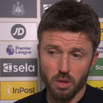 Michael Carrick hovorí počas rozhovoru