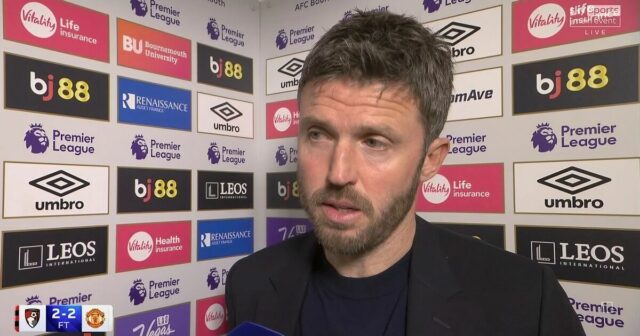 Michael Carrick sa z „bláznivého“ rozhodnutia vzteká, pretože Man Utd kontroverzne poprel VAR | Futbal | Šport
