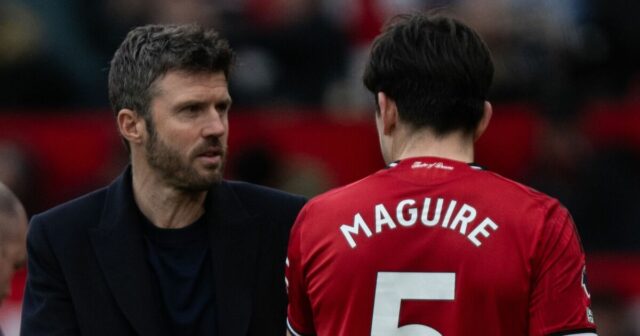 Michael Carrick skutočne zistil všetko, čo potrebuje na pochopenie Harryho Maguirea od Sira Alexa Fergusona|Futbal|Športová aktivita 
