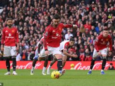 Michael Carrick vštepil oceľ do tohto tímu Man United… comeback proti Crystal Palace bol ďalším dôkazom toho, že dokážu vyhrať škaredo, keď to potrebujú, píše NATHAN SALT Bruno Fernandes vyrovnal z miesta po stiahnutí Matheusa Cunhu