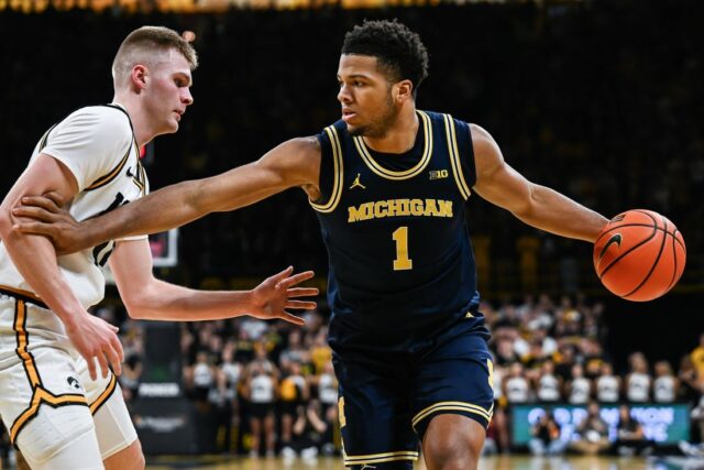 Basketbal NCAA: Michigan v Iowe