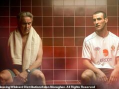 Mick McCarthy nazval Roya Keana „****“ a nový film Steva Coogana o ich spore na majstrovstvách sveta v Írsku „hromadou s***“ v hneve nad tým, ako bol zobrazený. Steve Coogan a Eanna Hardwicke hrajú Mick McCarthy a Roy Keane vo filme Saipan