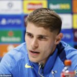 Micky van de Ven odpovedá „nezmyselným“ správam, že niektorí hráči Tottenhamu nie sú oddaní počas boja klubu proti zostupu