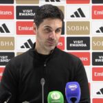 LONDÝN, ANGLICKO - 14. marca: Max Dowman z Arsenalu oslavuje strelenie druhého gólu svojho tímu počas zápasu Premier League medzi Arsenalom a Evertonom na Emirates Stadium 14. marca 2026 v Londýne v Anglicku. (Foto: Alex Pantling/Getty Images)