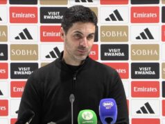 Mikel Arteta odhaľuje, čo povedal zázračnému chlapcovi Arsenalu Maxovi Dowmanovi pred gólom Evertonu LONDÝN, ANGLICKO - 14. marca: Max Dowman z Arsenalu oslavuje strelenie druhého gólu svojho tímu počas zápasu Premier League medzi Arsenalom a Evertonom na Emirates Stadium 14. marca 2026 v Londýne v Anglicku. (Foto: Alex Pantling/Getty Images)