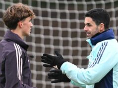 Mikel Arteta už varuje Arséna Wengera, ako sa vysporiadať s Maxom Dowmanom Max Dowman z Arsenalu oslavuje druhý gól svojho tímu počas zápasu Premier League medzi Arsenalom a Evertonom na Emirates Stadium.