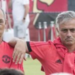 Mourinho vzdáva emocionálnu poctu po smrti bývalého trénera Man Utd a Chelsea | Futbal | Šport