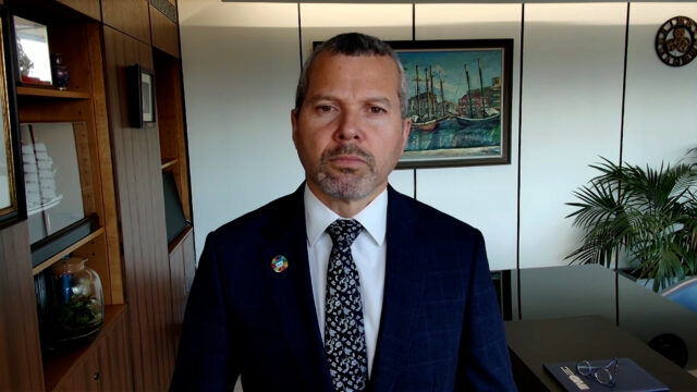 "Môžeme poistiť loď, ale nemôžeme poistiť ľudský život."
