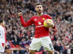 Muž United musí dať Brunovi Fernandesovi „všetko, čo chce“, aby ho udržal na Old Trafford, tvrdí Nicky Butt uprostred ohromujúcej sezóny kapitána Red Devils Nicky Butt vyzval Manchester United, aby dal Brunovi Fernandesovi (na obrázku) „všetko, čo chce“, aby zostal v klube