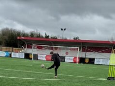 Mykhailo Mudryk sa vracia na tréning v prekvapujúcom klube uprostred mlčania o jeho zákaze dopingu v Chelsea Mykhailo Mudryk sa prekvapivo vrátil do tréningu v poloprofesionálnom klube Uxbridge FC