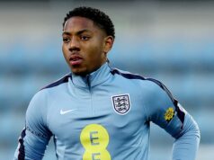 Myles Lewis-Skelly potrebuje urobiť krok späť, aby sa pohol vpred – ale takto ide správnym smerom, aby svoju kariéru vrátil na správnu cestu, píše NATHAN SALT Myles Lewis-Skelly klesol späť do zostavy Anglicka do 21 rokov po tom, čo sa tešil z úspechu v seniorskom tíme