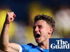 Nadaný útočník Adrian Segecic sa premieňa späť na Socceroos za Chorvátsko|Austráliu Nadaný útočník Adrian Segecic sa premieňa späť na Socceroos za Chorvátsko|Austráliu