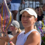 Najlepšie nasadený Pegula obhajuje titul ako Bencic, Alexandrova horná polovica