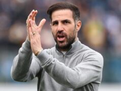 Najnovšie z Arsenalu: Fabregas by mohol urobiť Gunners obrovskú prestupovú láskavosť, keďže Arteta dostane nevítanú správu Tréner Como 1907 Cesc Fabregas oslavuje víťazstvo na konci zápasu Serie A medzi Como 1907 a Pisa SC na štadióne Giuseppe Sinigaglia