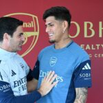 Piero Hincapié z Arsenalu počas zápasu Premier League medzi Burnley a Arsenalom na Turf Moor 1. novembra 2025 v Burnley