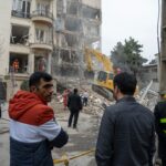 Napriek tvrdeniam Trumpa v mierových rozhovoroch americko-izraelské útoky naďalej zasahujú Irán | Americko-izraelská vojna proti Iran News