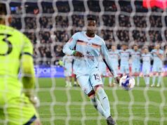 Nastal správny čas na Panenku – pretože Brentford platí cenu? Talian Andrea Pirlo prepískol penaltu v strede ponad anglického brankára Joea Harta na Euro 2012.