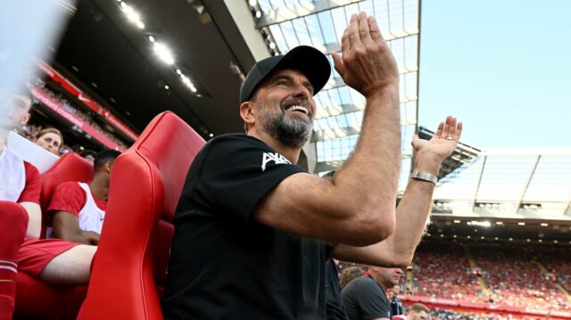 Manažér Liverpoolu Jurgen Klopp počas zápasu Premier League medzi Liverpool FC a Wolverhampton Wanderers na Anfielde 19. mája 2024 v Liverpoole v Anglicku.