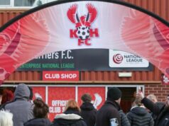 Neligový zápas ukončený, pretože dvaja hráči opúšťajú štadión v sanitke | Futbal | Šport Neligový zápas ukončený, pretože dvaja hráči opúšťajú štadión v sanitke | Futbal | Šport