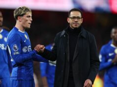 ‚Nerozumiem‘ – Liam Rosenior bol zmätený z liečby Alejandra Garnacha Liam Rosenior a Alejandro Garnacho