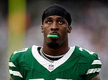 New York Jets rozhoduje o 14 miliónoch dolárov o budúcnosti hviezdneho running backa Breecea Halla New York Jets rozhoduje o 14 miliónoch dolárov o budúcnosti hviezdneho running backa Breecea Halla