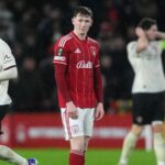 Nottm Forest, Spurs sú pripravené na priamy rozstrel zostupu, pretože kritická chyba by mohla poskytnúť nezaslúženú milosť