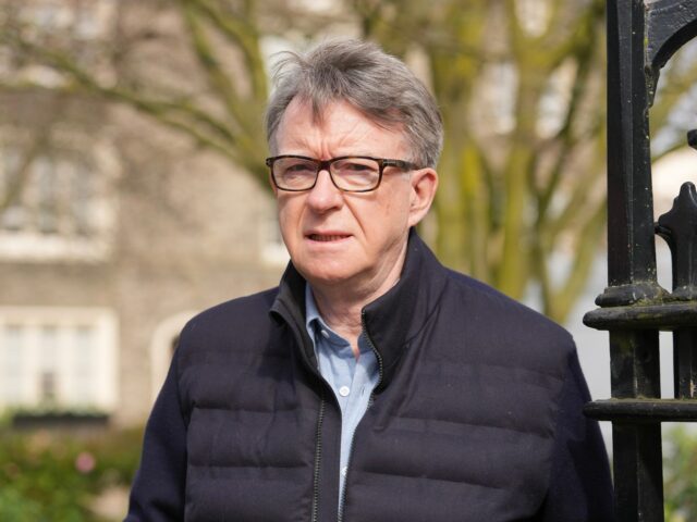 Nové záznamy ukazujú, že britský premiér varoval Mandelsona pred „rizikom dobrej povesti“ | Politické správy
