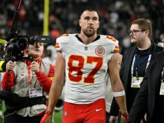 Nový plat Travisa Kelceho bol odhalený, keď sa objavila superhviezda NFL, ktorá výrazne znižuje plat, aby zostala verná Chiefs Travis Kelce sa vracia do Kansas City Chiefs na 14. sezónu a zarobí najmenej 12 miliónov dolárov