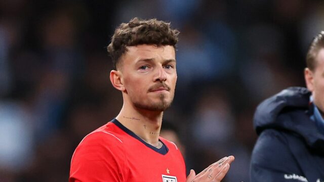 Objavuje sa nová teória, prečo sa Ben White počas tábora Anglicko a Arsenal defederujú Bena Whitea