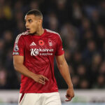 Obranca Premier League za 80 miliónov eur je pripravený pre Liverpool