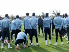 Obyvatelia anglickej základne majstrovstiev sveta vo futbale dostanú ako ospravedlnenie exkluzívne sladidlo Anglickí hráči na tréningu