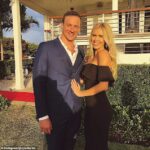 Bývalá manželka Ryana Lochteho, Kayla Rae Reid, obvinila plaveckú legendu, že ju podvádza so svojou novou priateľkou.