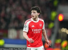 Odhalené: Prečo sa kritický súboj Arsenalu v Premier League s Evertonom A Chelsea proti Newcastlu začína dnes o 17:30 Declan Rice and Co bude v akcii v jednom z dvoch výkopov o 17:30 v sobotu