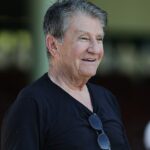 Elektrobicykle sú bezpečnostným problémom pre mnohých Austrálčanov - a teraz popredný tím NRL vydal nový súbor pravidiel pre hráčov, ktorí ich používajú (na obrázku, predseda Roosters Nick Politis)