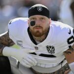 Crosby zostáva v Las Vegas po tom, čo Ravens vycúvali z obchodu s Raiders