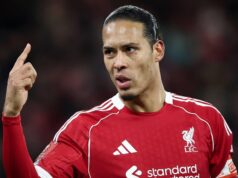 Odhalil sa dôvod, prečo ‚nahnevaný‘ Van Dijk skočil na spoluhráča Reds proti Wolves Odhalil sa dôvod, prečo 'nahnevaný' Van Dijk skočil na spoluhráča Reds proti Wolves