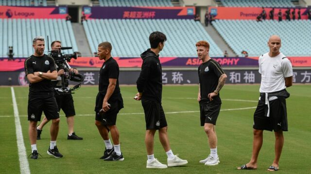 "Odišiel som zo Sunderlandu do Newcastlu - rozdiel v šatniach Jack Colback hovorí v In The Mixer