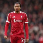 "Odvetný" transfer Chelsea Rio Ngumoha je ohrozený, ale dve potenciálne dohody sú bezpečné