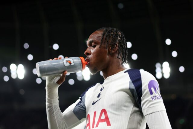 Oficiálne | Mathys Tel z Tottenhamu sa stiahol z francúzskeho kádra U21
