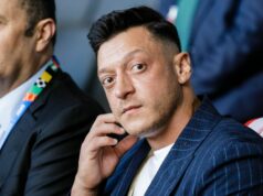 Ohromujúci čistý majetok Mesuta Ozila po tom, čo bývalá hviezda Arsenalu začala obchodovať s miliardárom Mesut Ozil