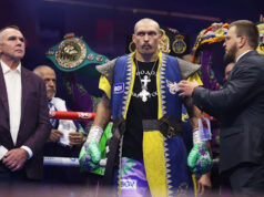 Oleksandr Usyk začína bojovať s Jonom Jonesom z UFC, Snubsom Jakeom Paulom Download app from appStore