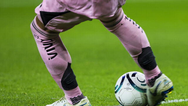 Omán oficiálne vymenoval nového manažéra, ktorý nahradí bývalého asistenta Sira Alexa Fergusona
