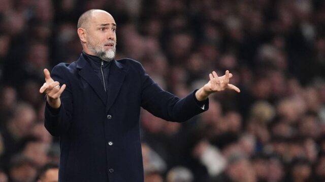 Ostrohy „zlomené na sedem rokov“, povedal klubový zdroj BBC uprostred výziev, aby ENIC „predal hneď“
