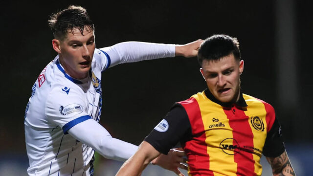 Ovládne vyčerpaný Partick Thistle v Saints? - sledovať naživo na BBC
