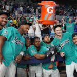 Owen Caissie z Marlins si prvýkrát v sezóne odkrútil v dresoch domáceho áčka v modrozelenej farbe